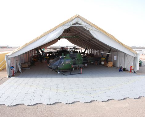 lever strop Klappe Mobil helikopter hangar: Militær hangar til helikoptere